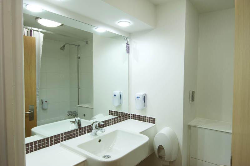 Premier Inn אטוקסטר מראה חיצוני תמונה